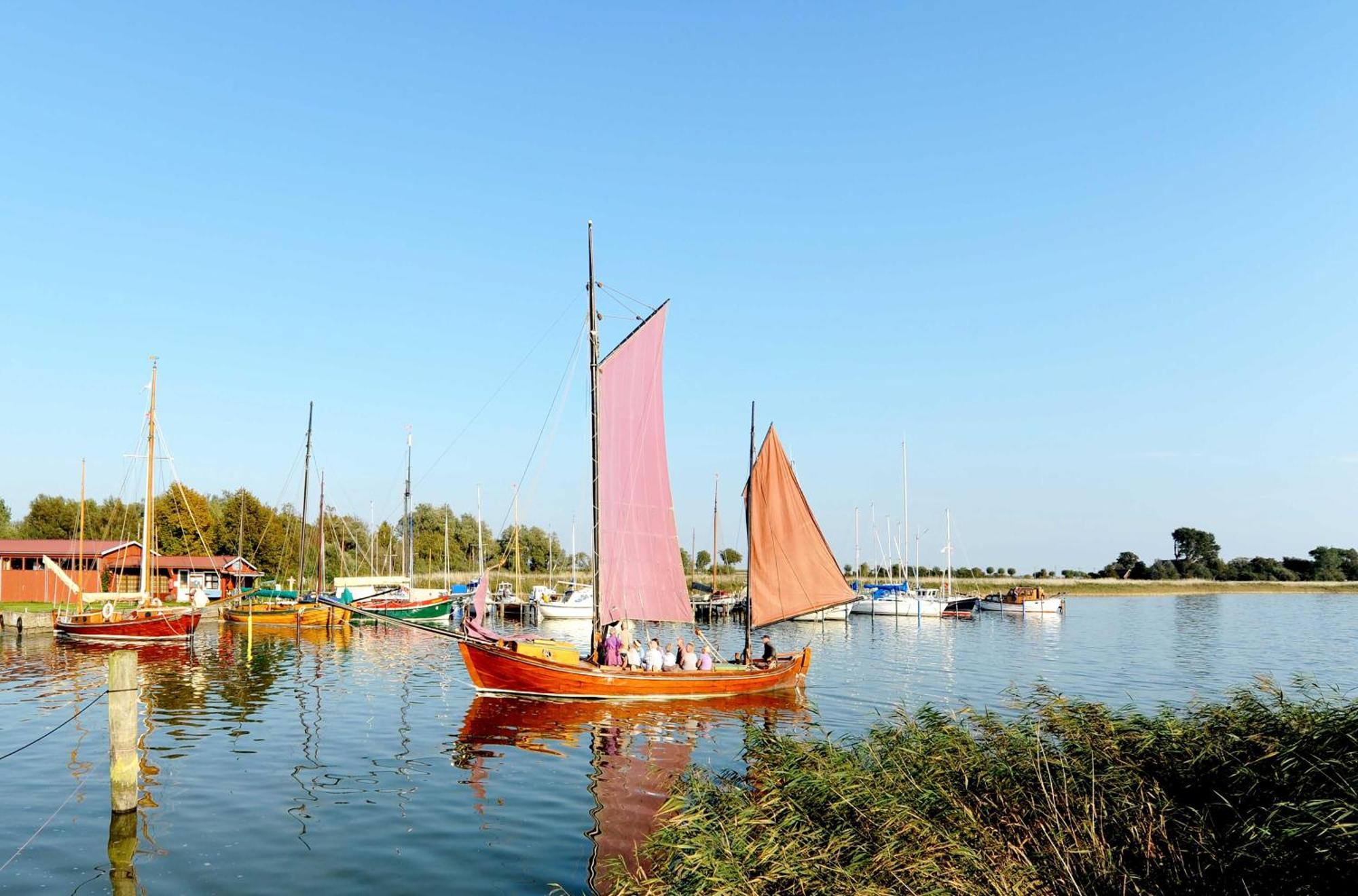 Meerblick Mit Kamin Am Saaler Bodden Wustrow  Zewnętrze zdjęcie